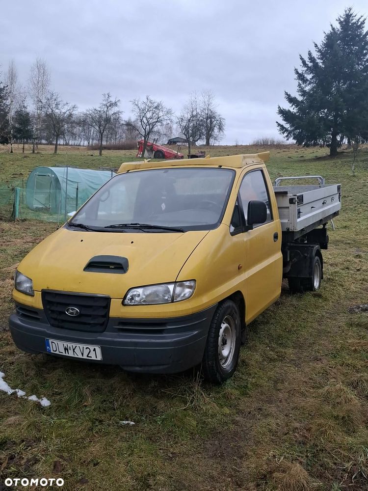 Hyundai H-1 - 1