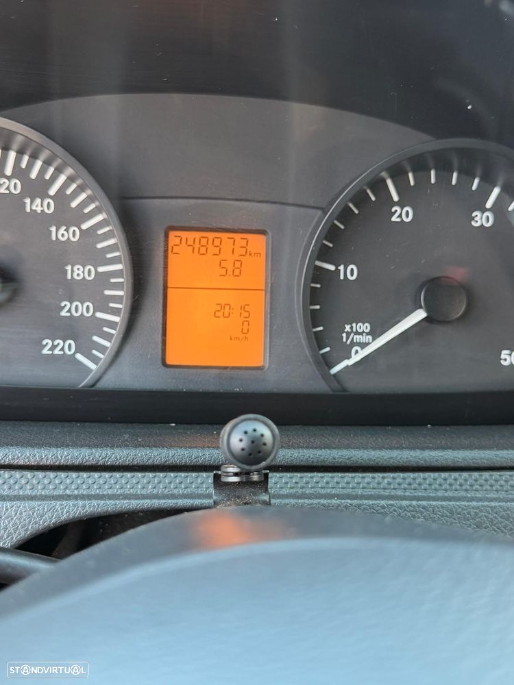 Mercedes-Benz 5Lug V6 CDI Automática - 14