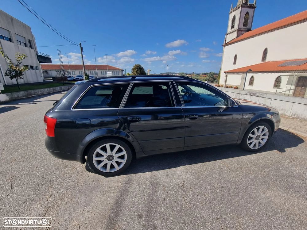 Audi A4 Avant - 1