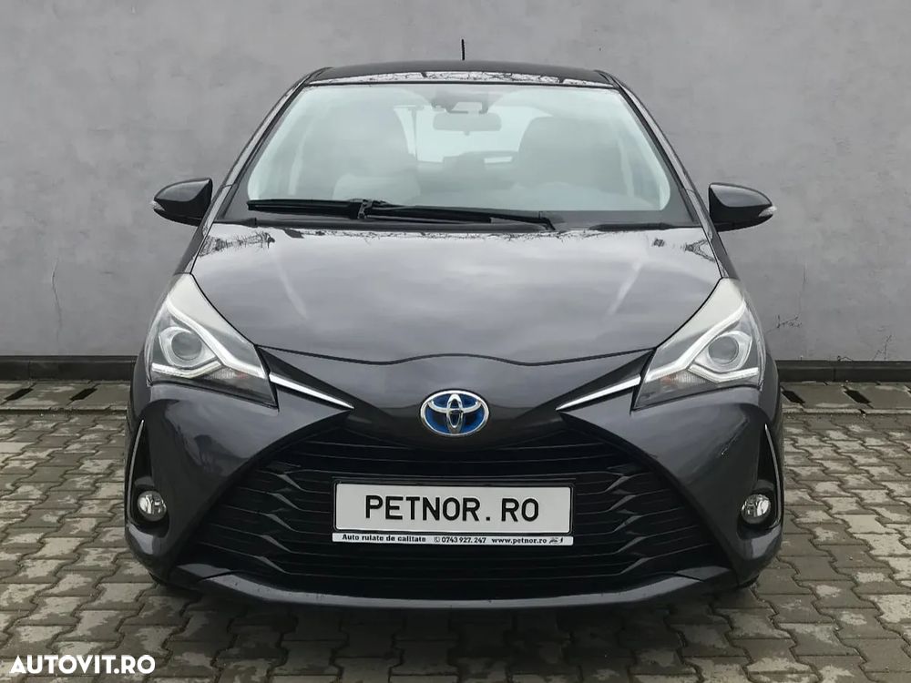 Toyota Yaris - 12