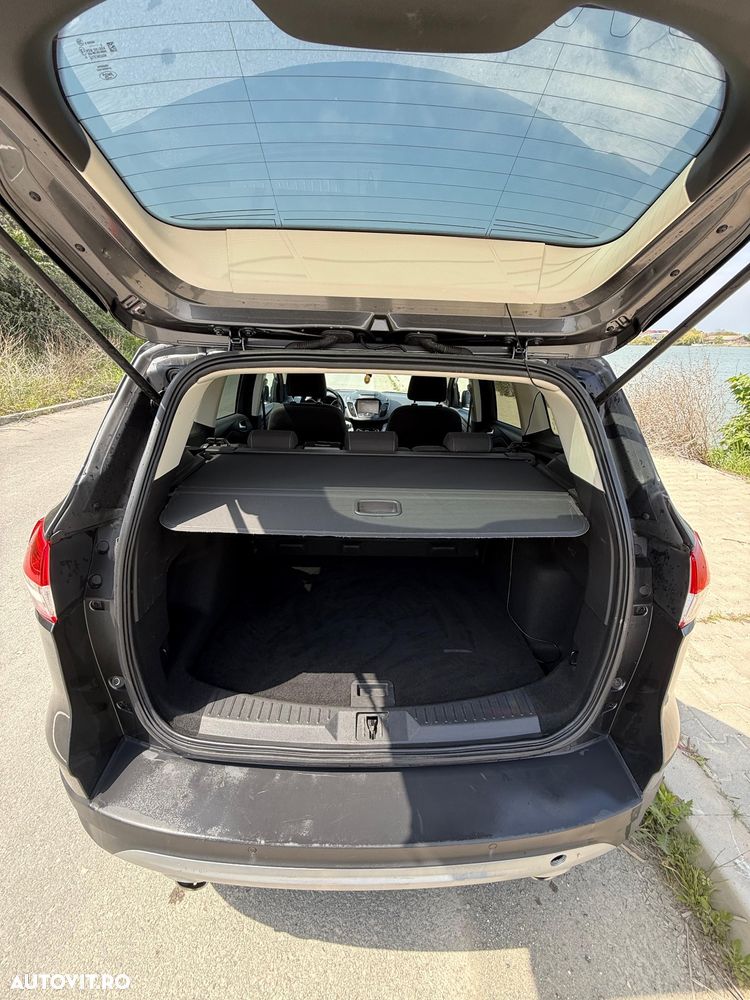 Ford Kuga 2.0 TDCi 2x4 SYNC - 8