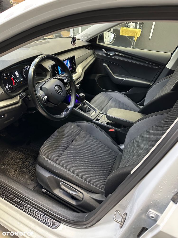 Skoda Octavia 1.5 TSI ACT Ambition - 12
