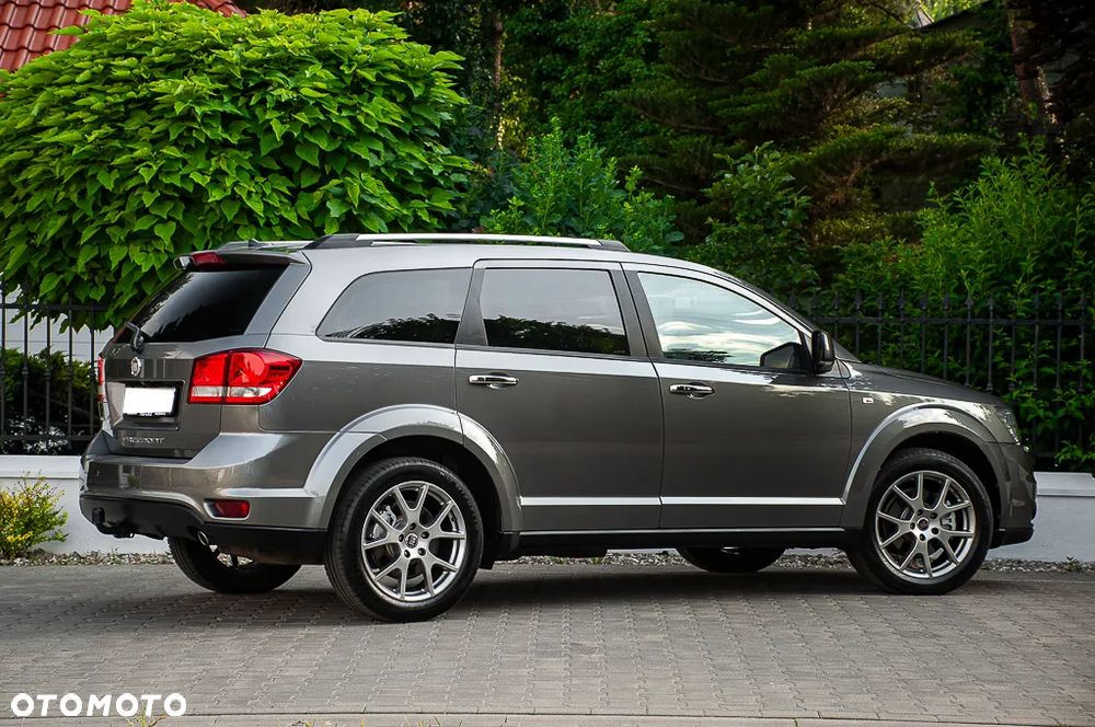 Fiat Freemont 2.0 Multijet 16V DPF Automatik Allrad Cross - 16