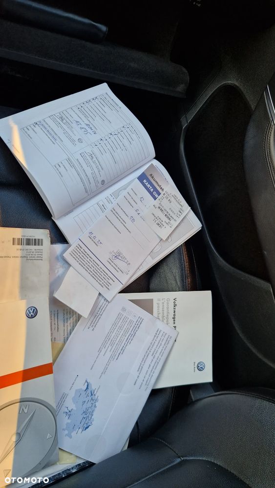 Volkswagen Passat 2.0 TDI 4Motion DSG BlueMotion Tech Highline - 32