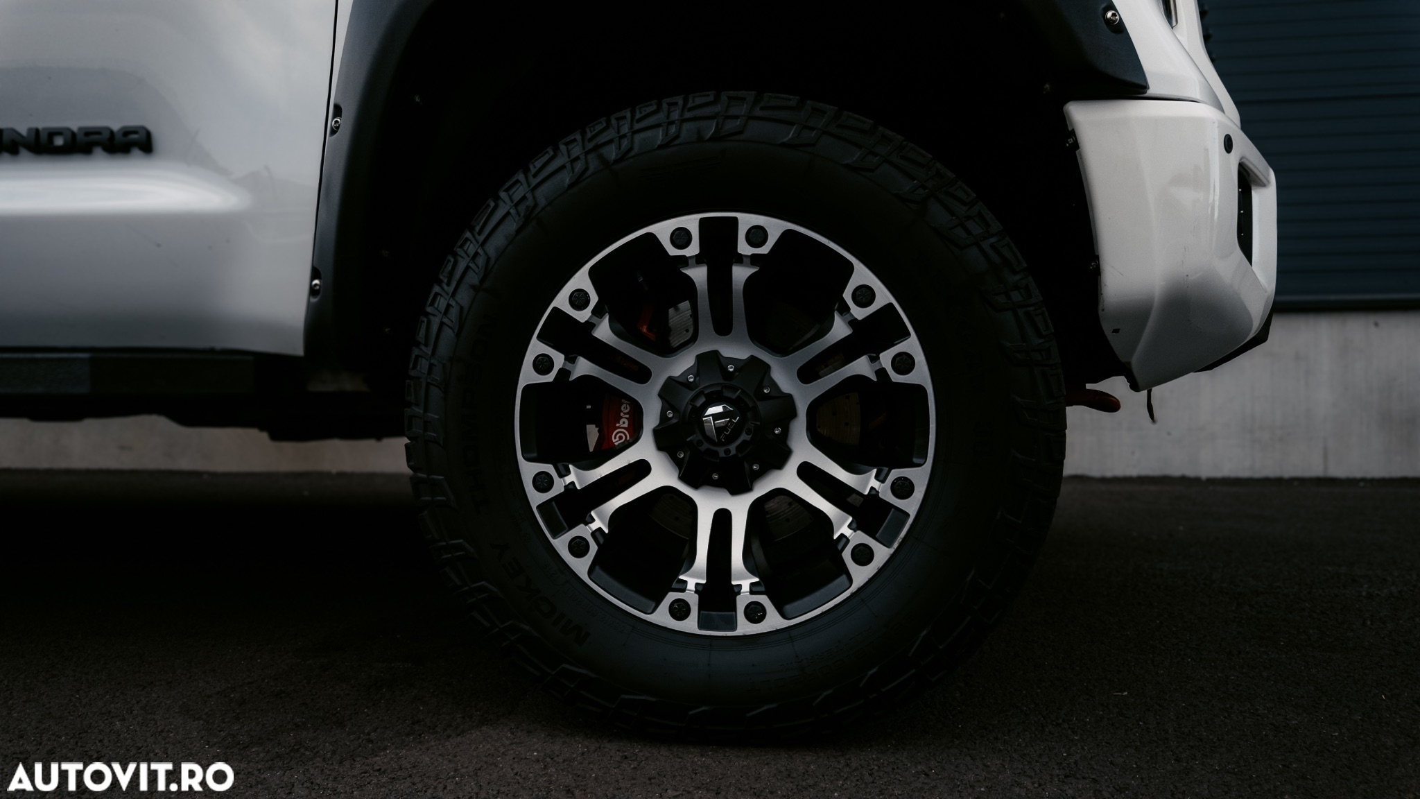 Toyota Tundra - 15