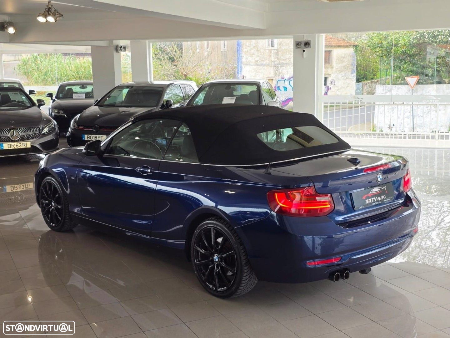 BMW 220 d Cabrio Aut. Sport Line - 2