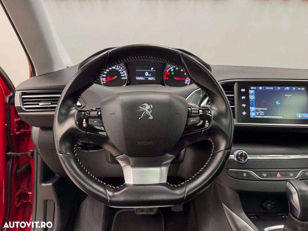 Peugeot 308 ver-1-2l-puretech-130-s-s-eat8-allure - 24