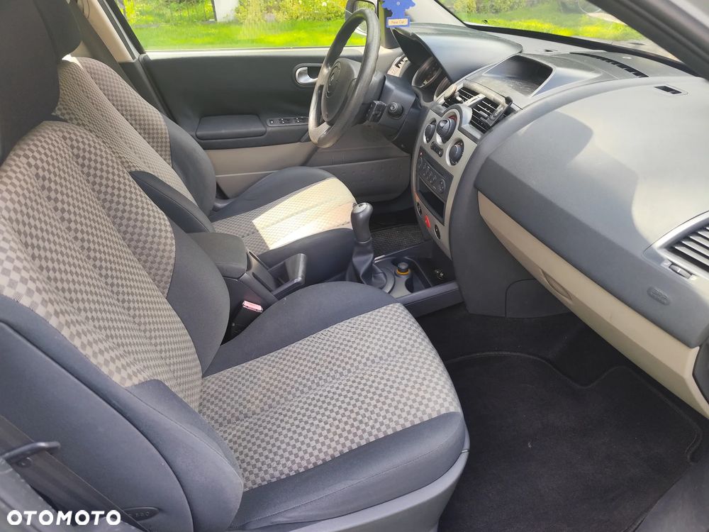 Renault Megane 1.4 Confort Authentique - 6