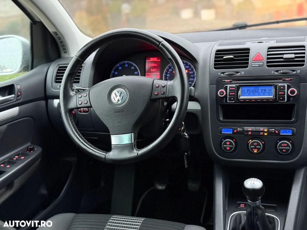 Volkswagen Golf 1.6 Edition - 31