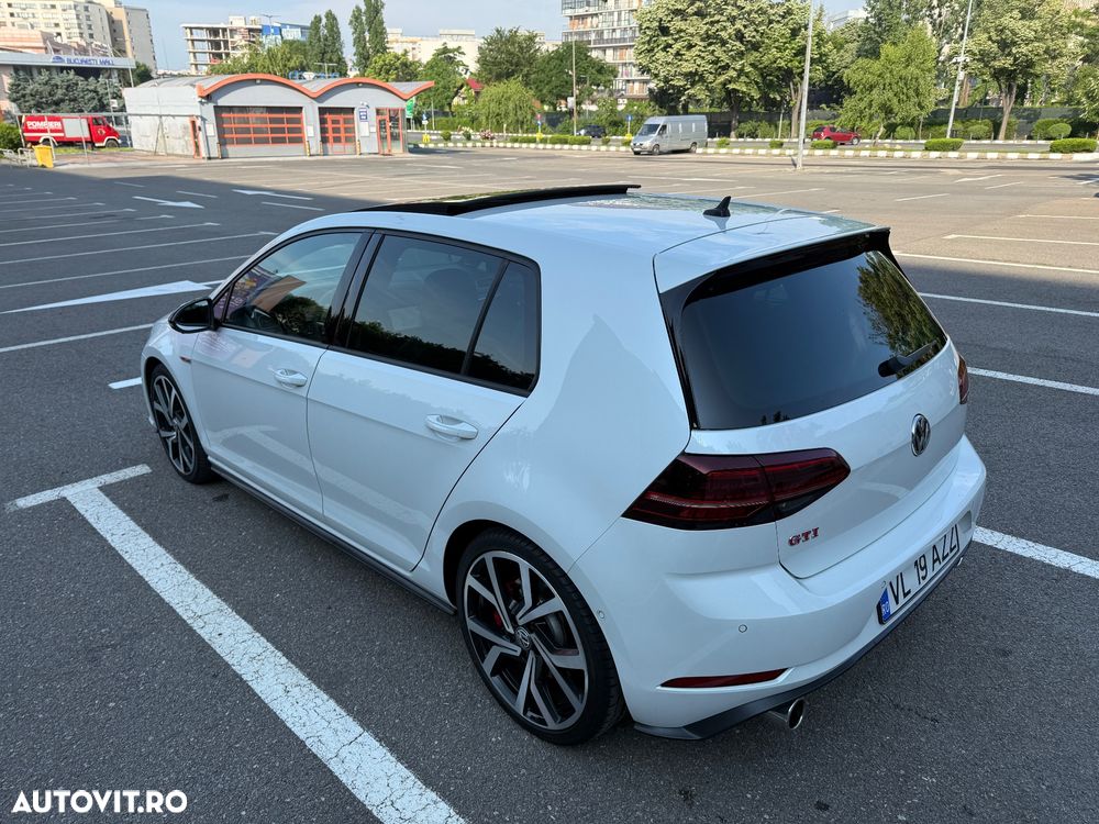 Volkswagen Golf 2.0 TSI DSG GTI Performance - 10