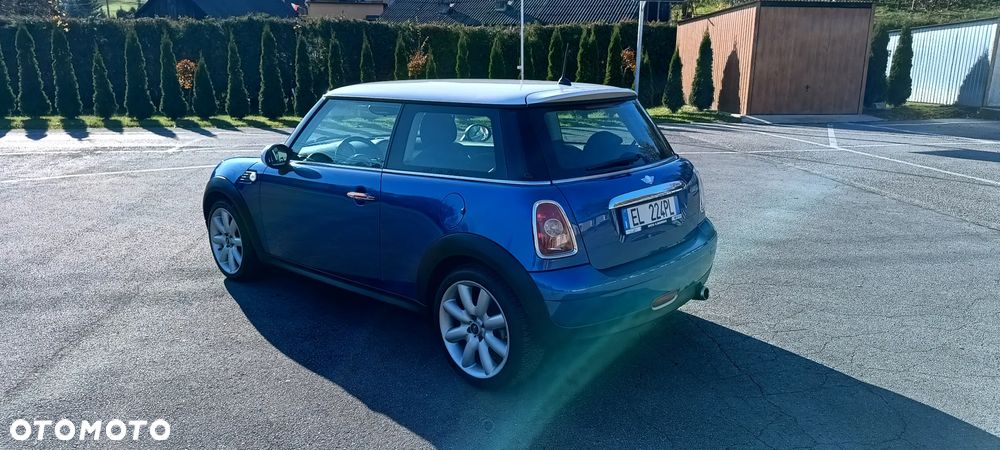 MINI Cooper Standard - 5