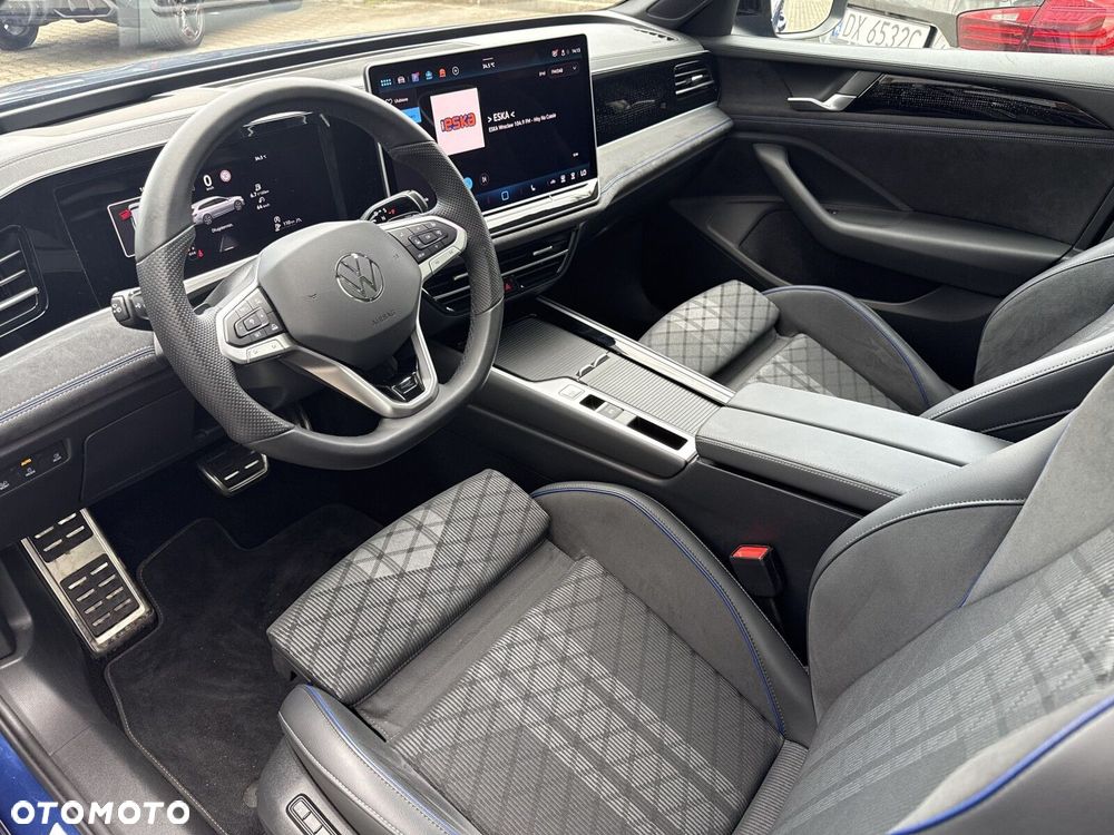 Volkswagen Passat Variant 2.0 TDI SCR 4Mot R-Line DSG - 12