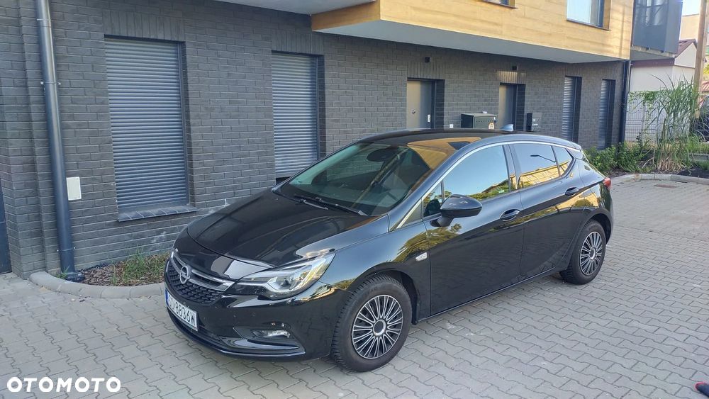 Opel Astra 1.4 Turbo Innovation - 11