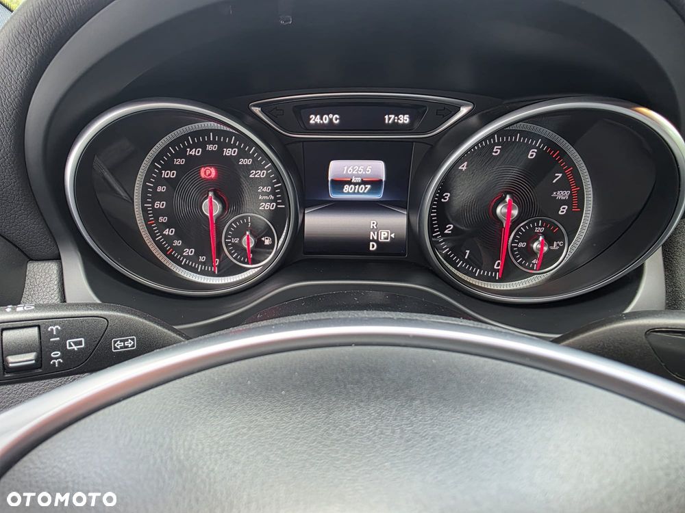 Mercedes-Benz GLA 250 7G-DCT AMG Line - 9