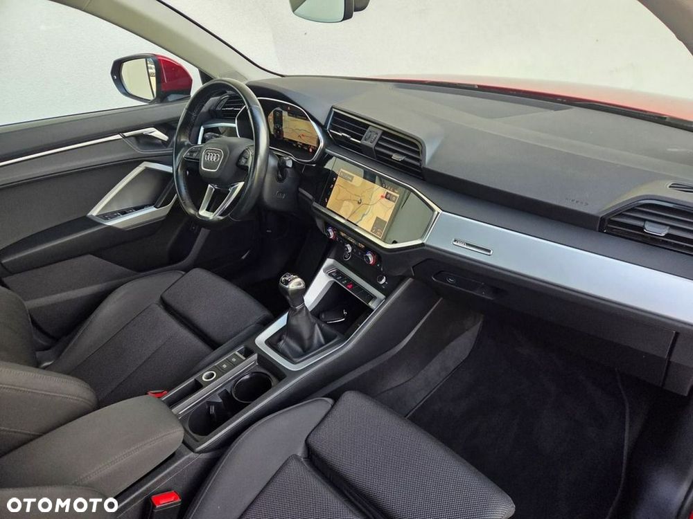 Audi Q3 - 10