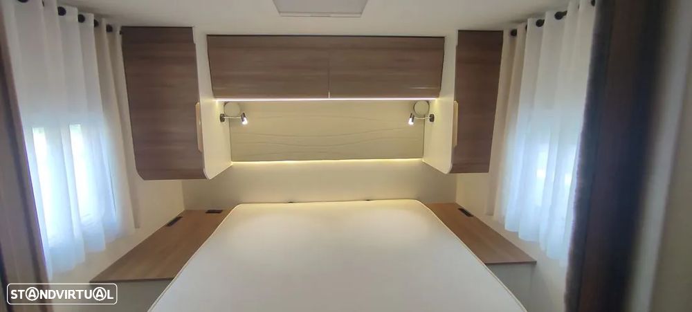 Pilote Expression P746C - IVA descriminado - C. central - Cx. AT9 - 5