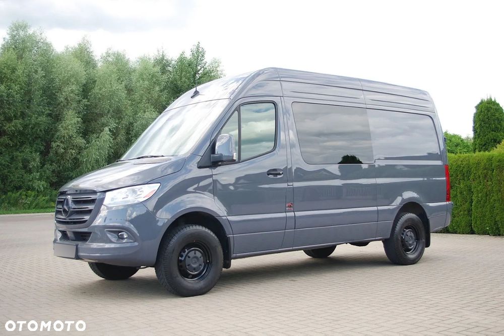 Mercedes-Benz Sprinter - 4