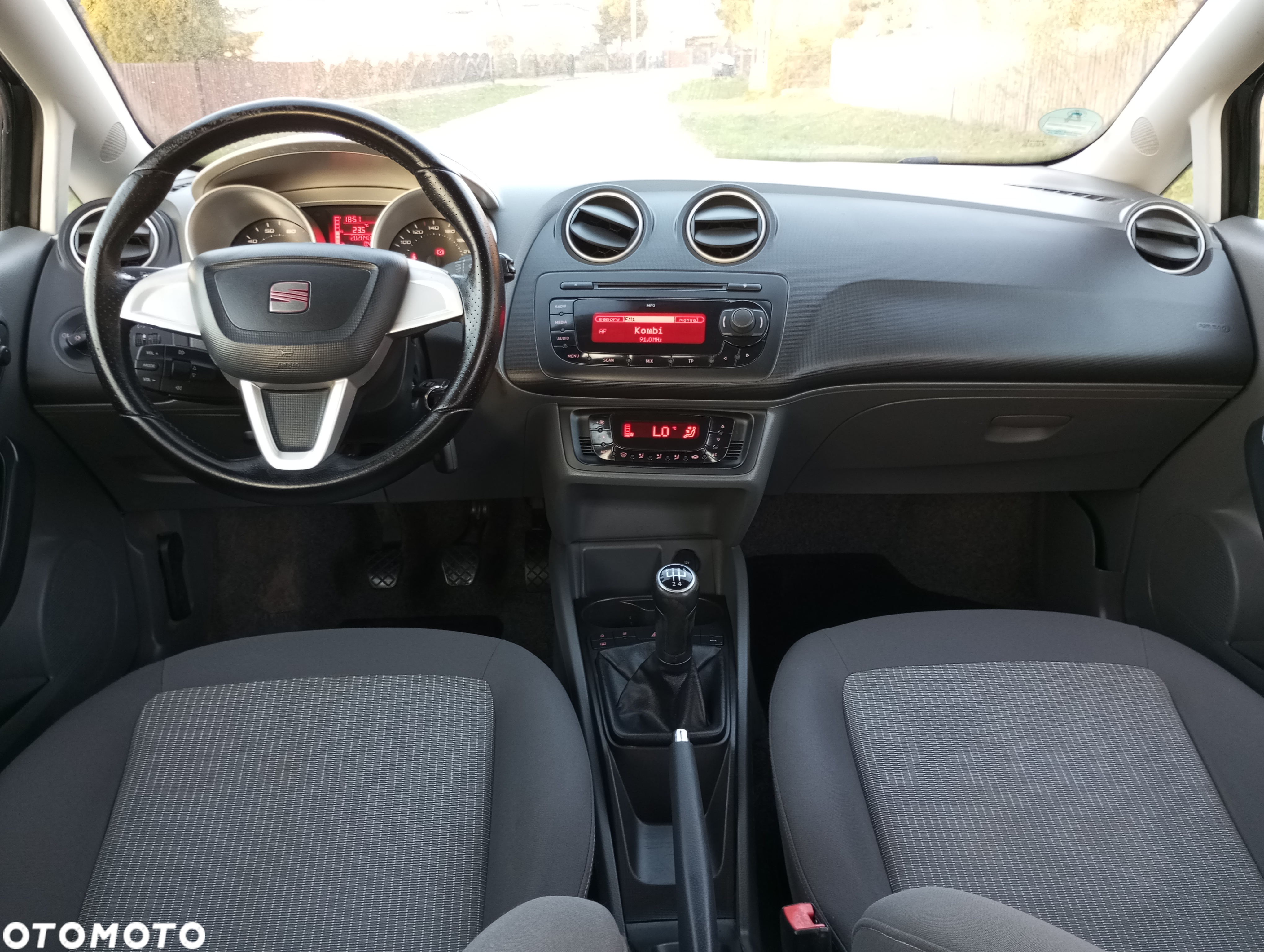 Seat Ibiza 1.4 16V Style - 5