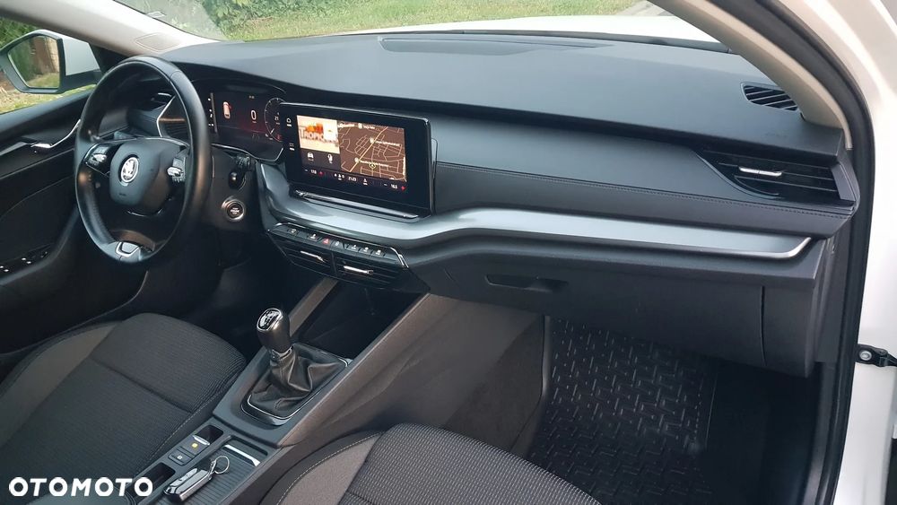 Skoda Octavia 2.0 TDI Edition Plus - 30