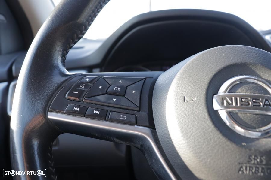 Nissan Qashqai 1.5 dCi N-Connecta 18 - 15
