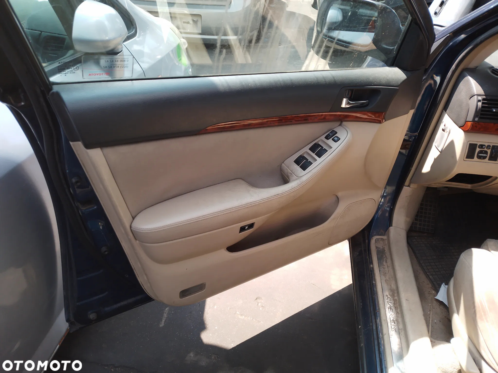 TOYOTA AVENSIS T25 03-06 2.4 KLAPKA WLEWU PALIWA 8P4 - 34