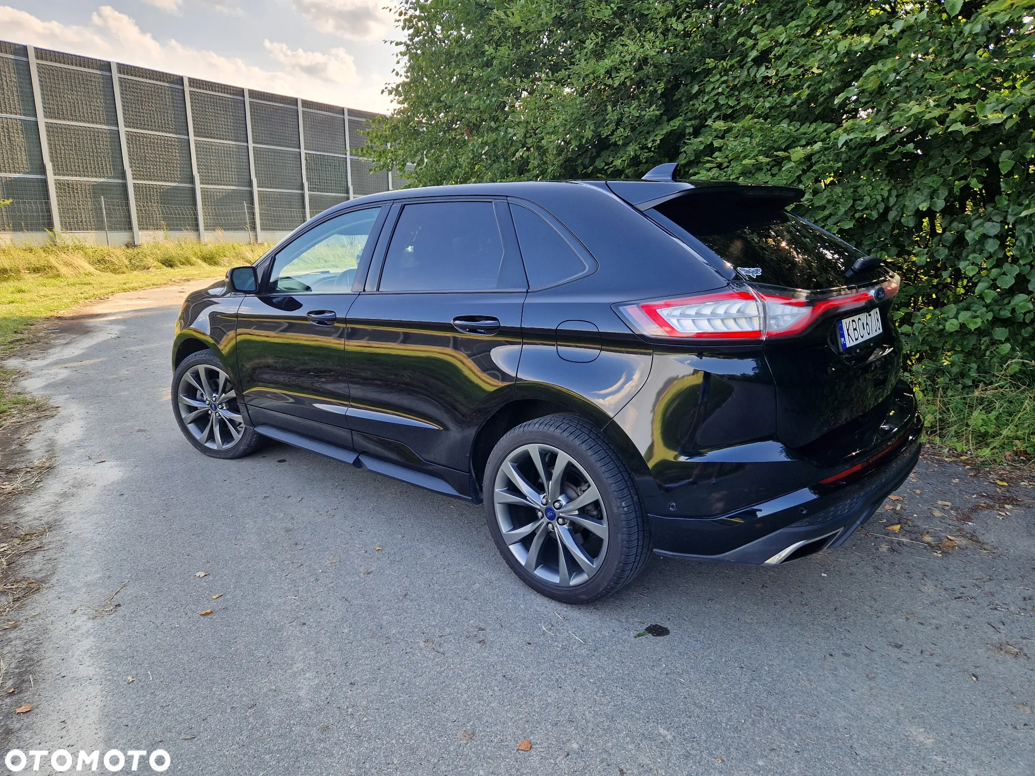 Ford Edge - 5