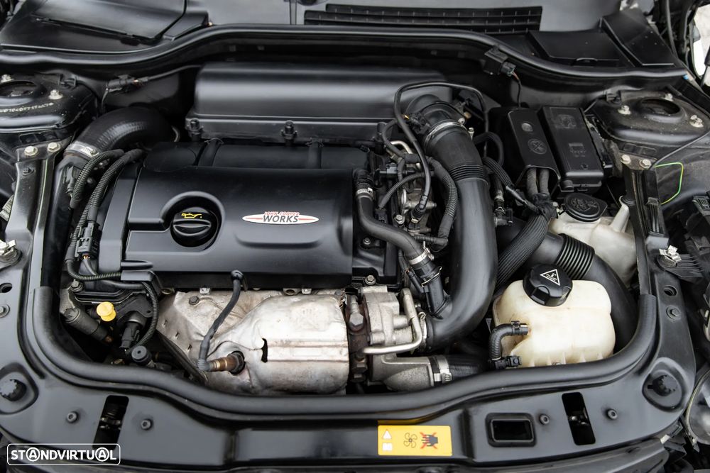 MINI 3 Portas John Cooper Works - 16