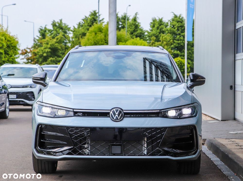Volkswagen Passat - 9