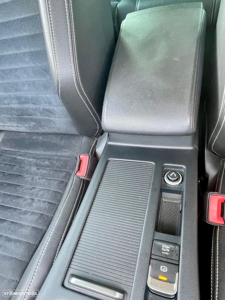 VW Passat Variant - 17