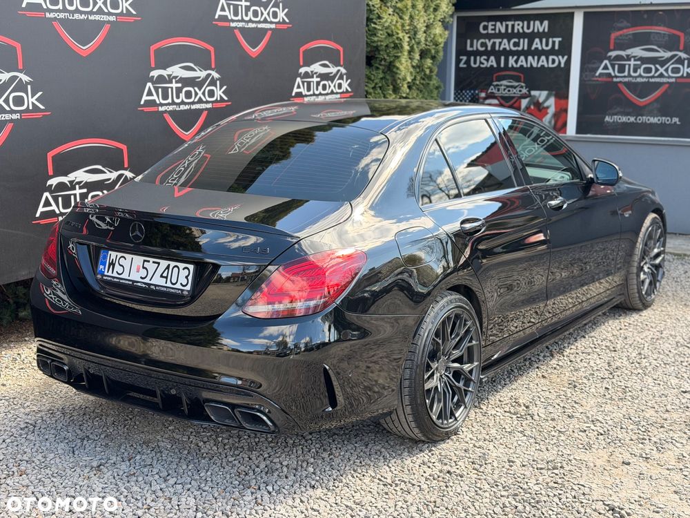 Mercedes-Benz Klasa C AMG 43 4Matic 9G-TRONIC - 11