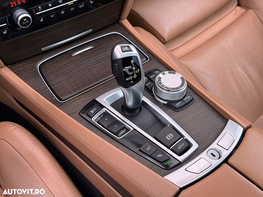 BMW Seria 7 730d Edition Exclusive - 26