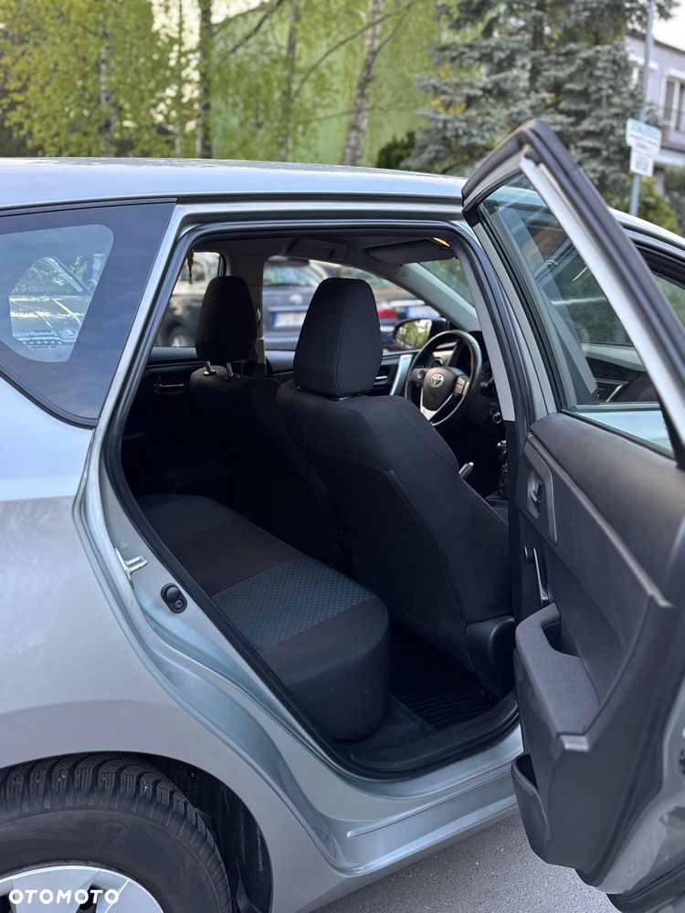 Toyota Auris - 19