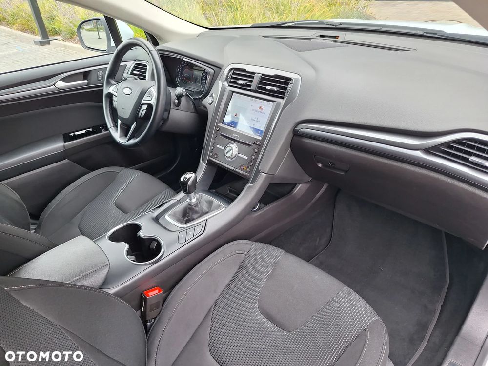 Ford Mondeo 2.0 EcoBlue Titanium - 23