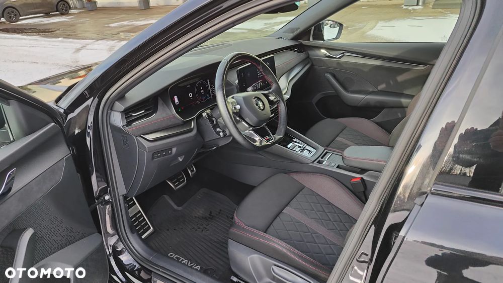 Skoda Octavia 2.0 TSI RS DSG - 9