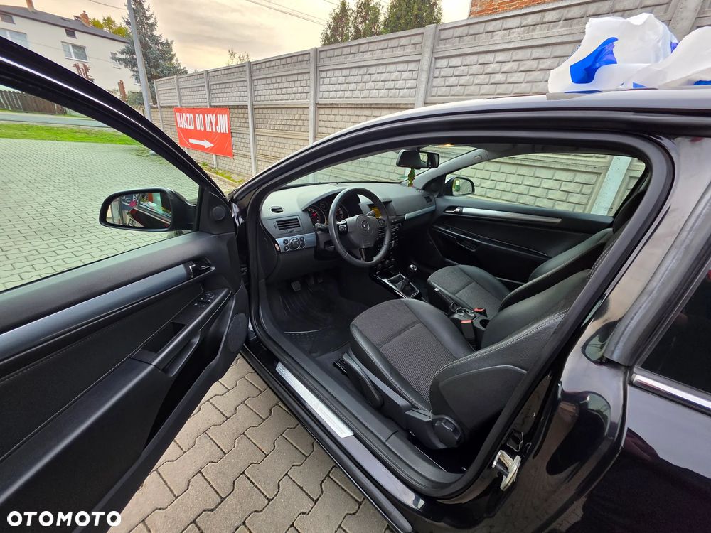 Opel Astra - 24