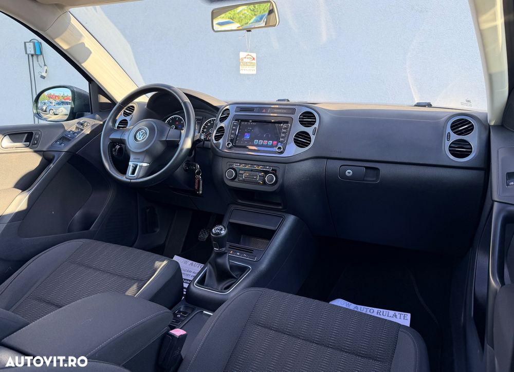 Volkswagen Tiguan 2.0 TDI DPF BlueMotion Technology Trend & Fun - 19