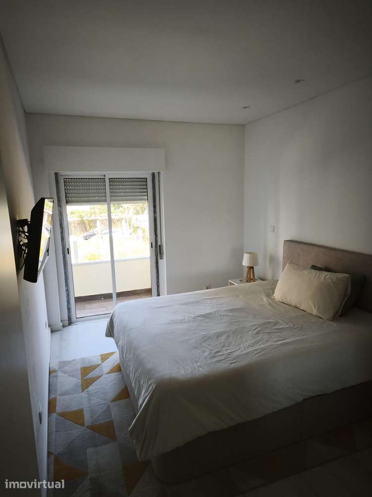 Apartamento T2 em rua Teresa de Saldanha - Grande imagem: 5/15