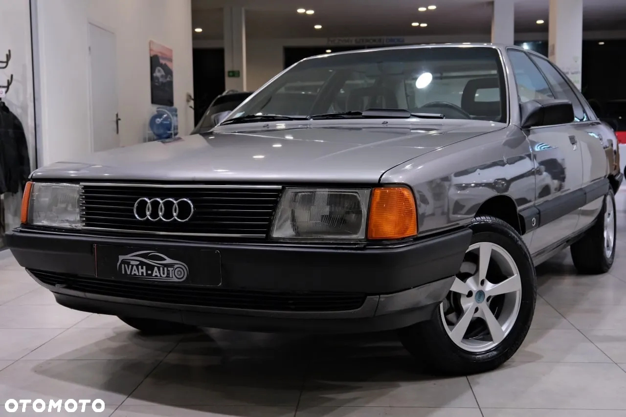 Audi 100 2.3 E - 23