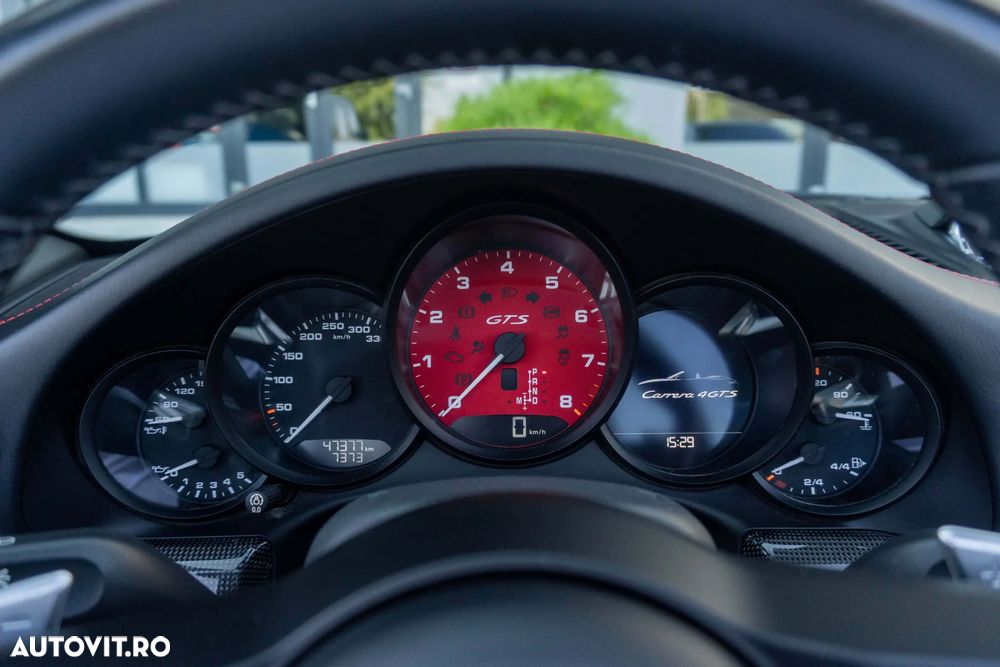 Porsche 911 Carrera 4 GTS Cabriolet PDK - 27