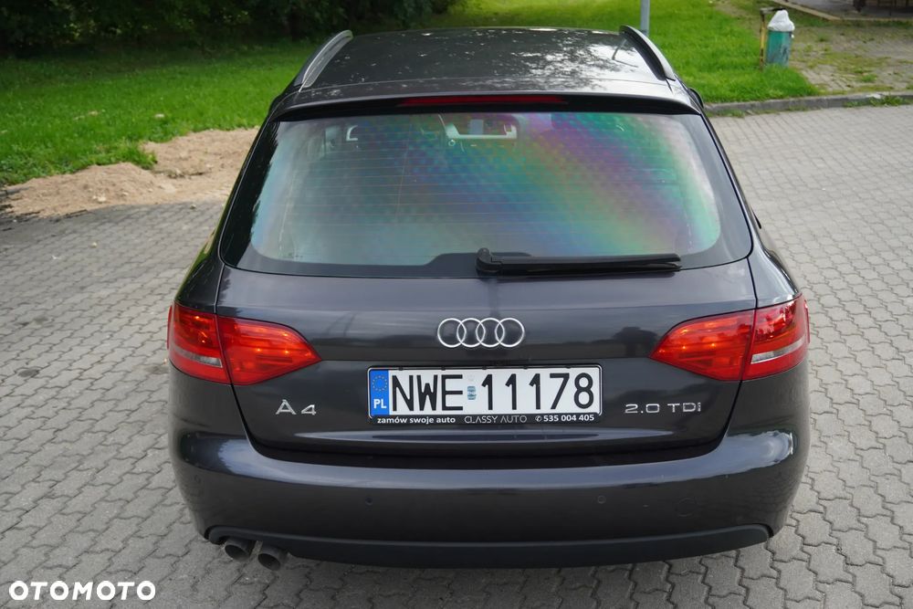 Audi A4 Avant 2.0 TDI - 9