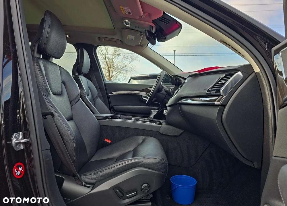 Volvo XC 90 - 14