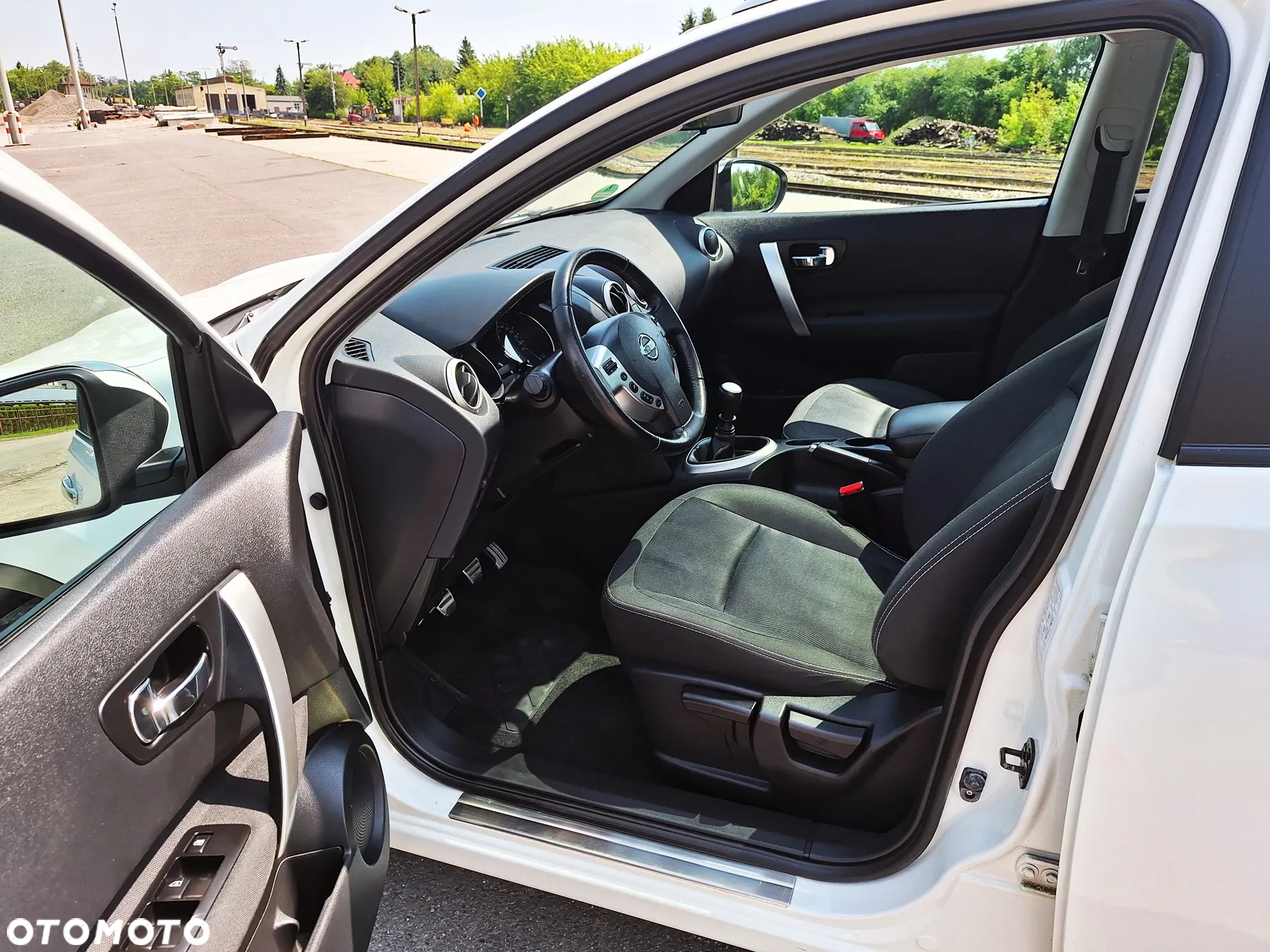 Nissan Qashqai 2.0 tekna - 5
