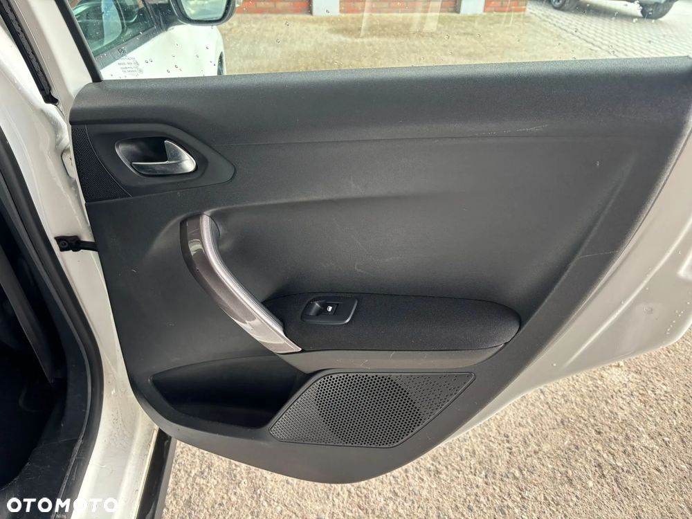Peugeot 2008 120 VTI Allure - 19