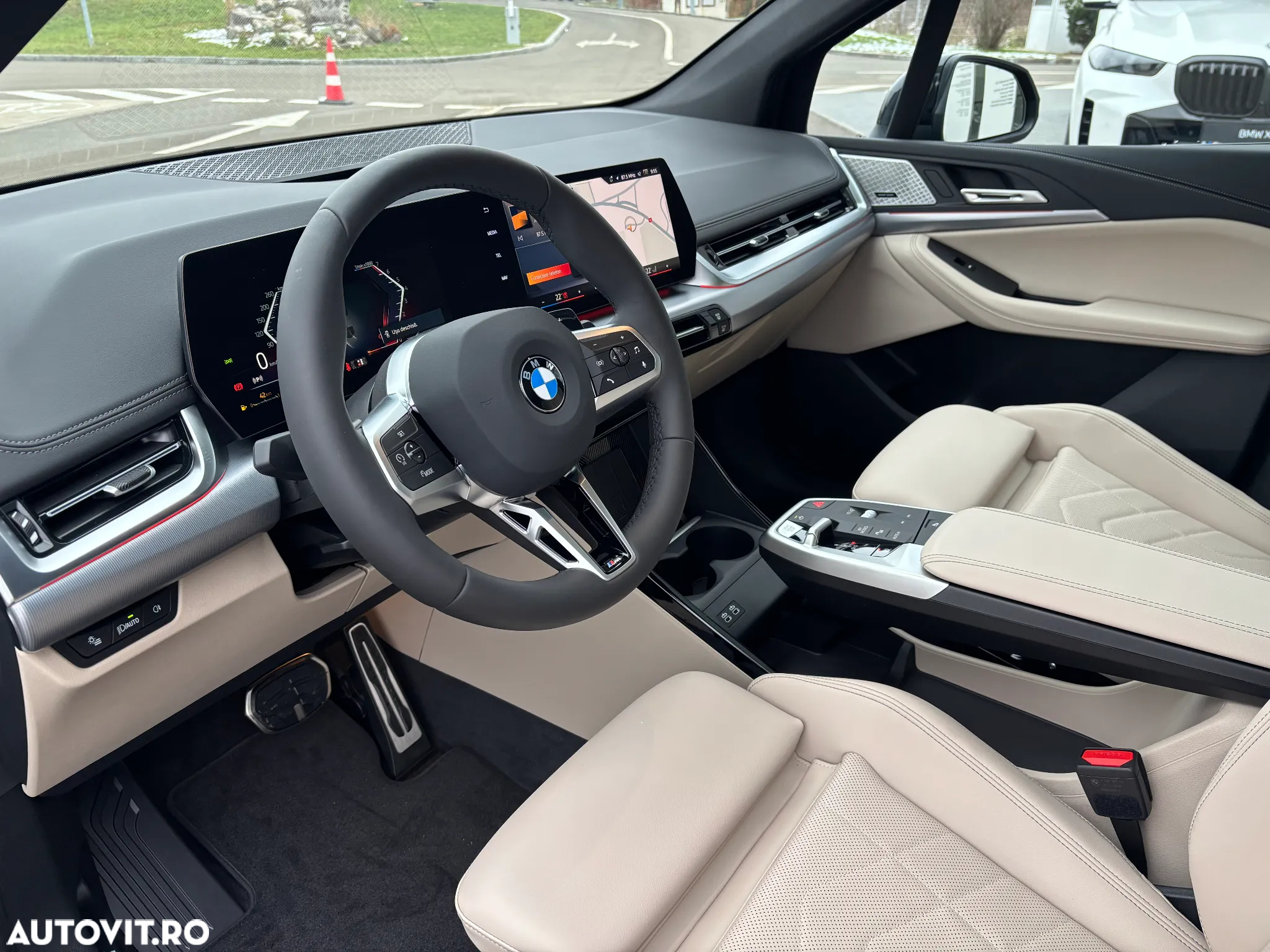 BMW Seria 2 220i AT MHEV - 10
