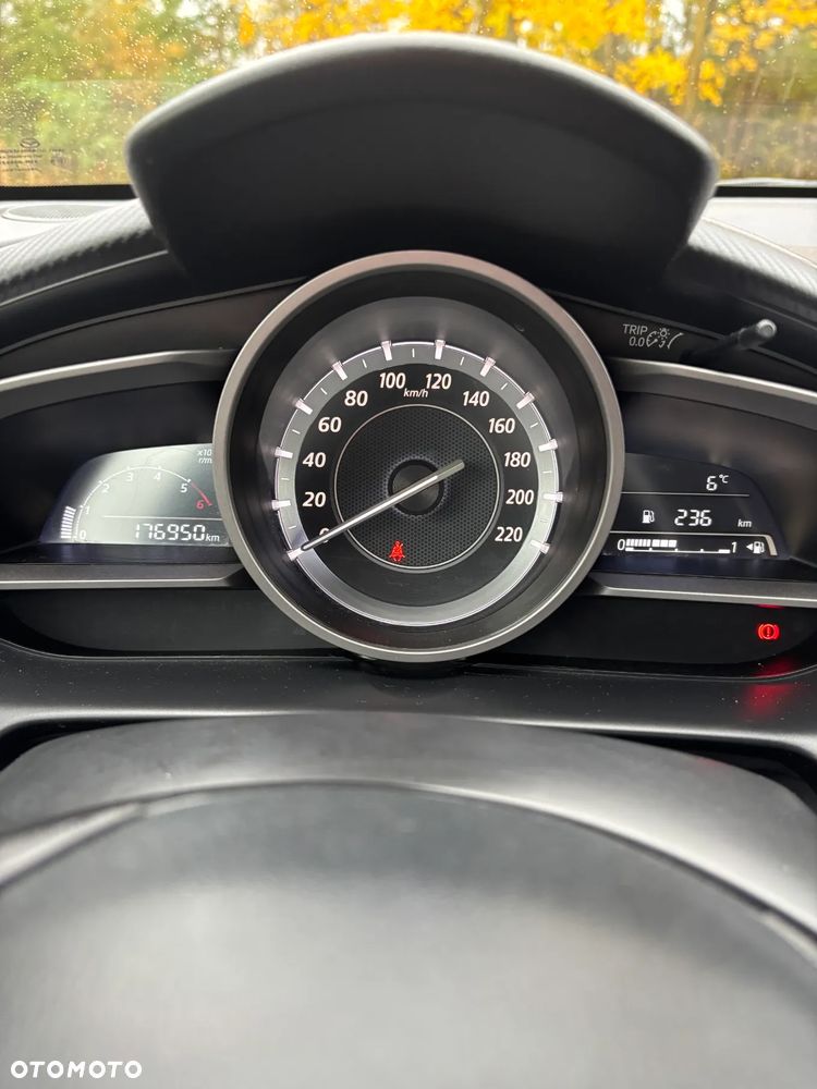 Mazda 2 SKYACTIV-D 105 Sports-Line - 14