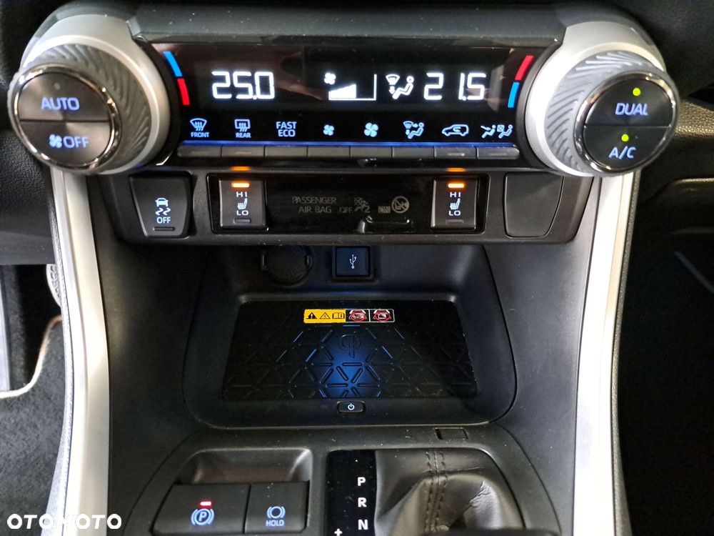 Toyota RAV4 - 27