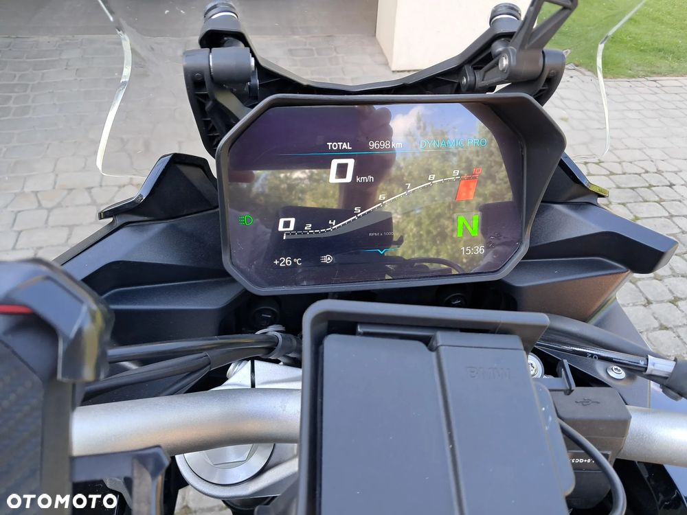 BMW XR - 7