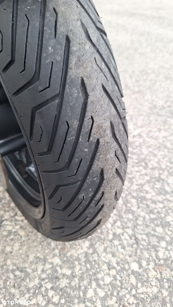 Yamaha X-max - 25
