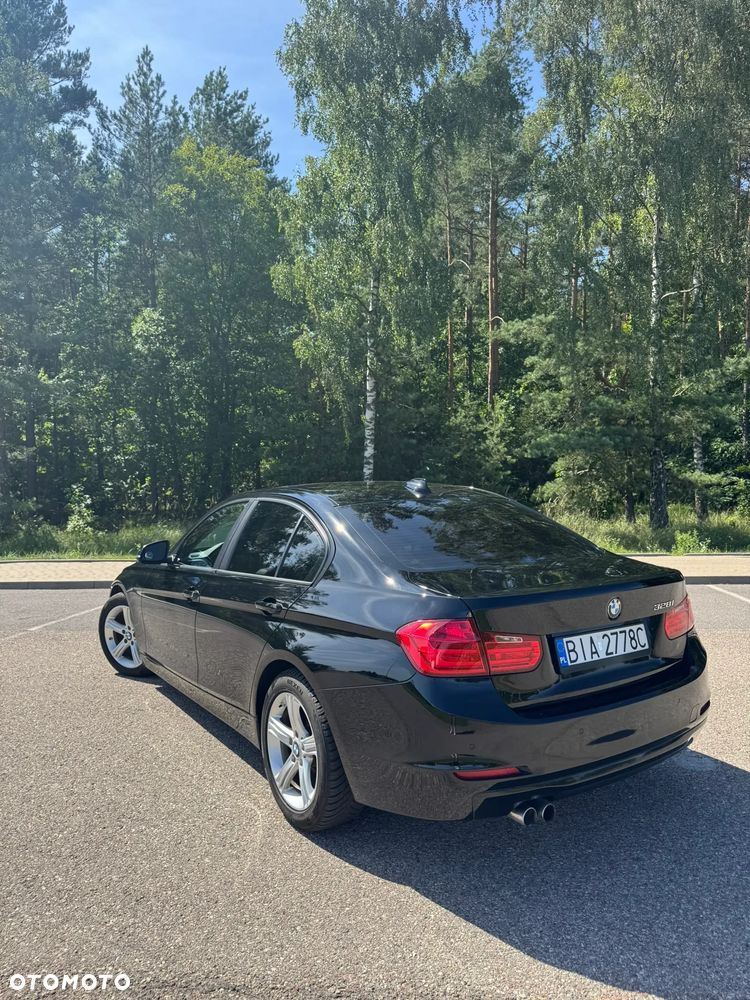 BMW Seria 3 328i - 6