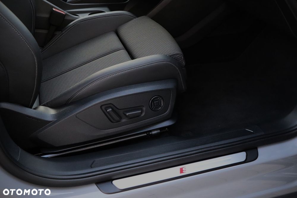 Audi Q4 e-tron - 35